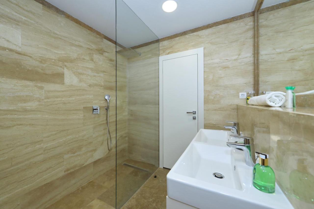 Penthouse Diem - Private Pool With Sea View Zadar Buitenkant foto